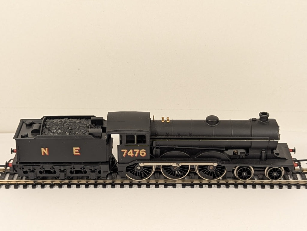 Hornby R150 LNER B12 Class Steam Locomotive OO Gauge - Boxed