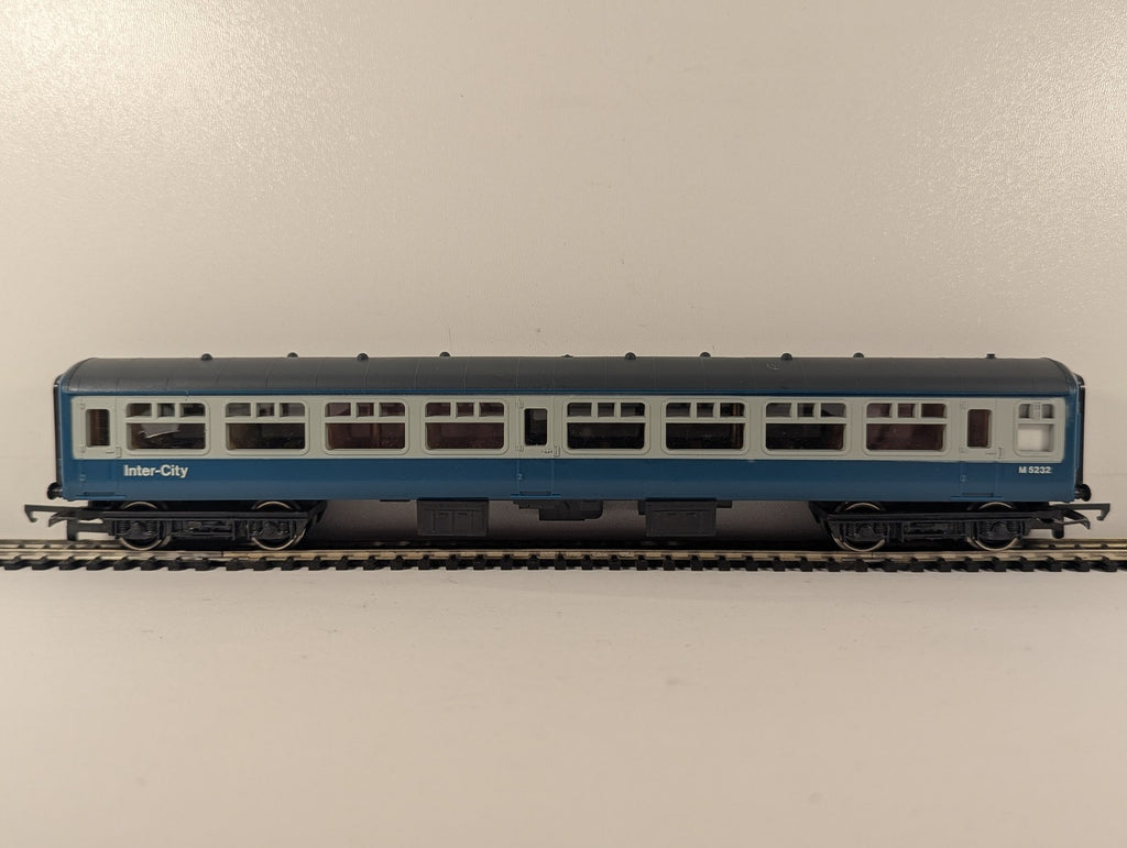 Hornby OO Gauge BR Mk1 Composite Coach Passenger Coach M5232 BR Blue & Grey R422
