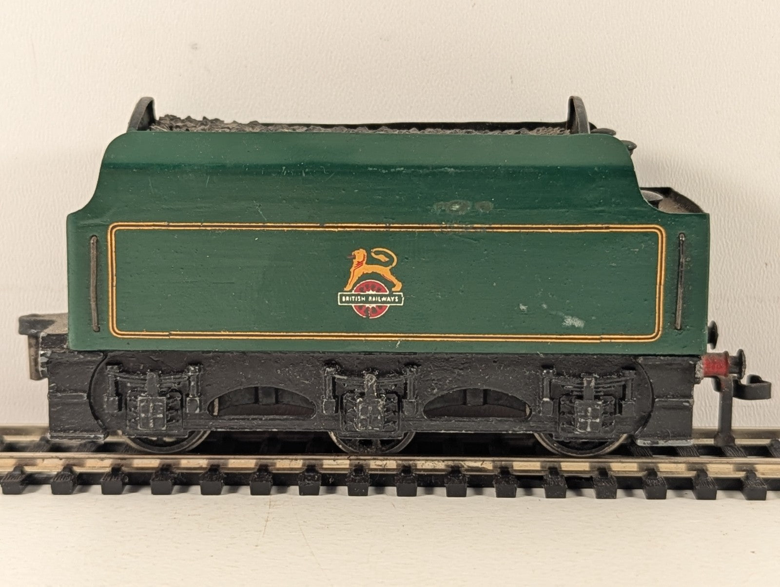 Hornby Dublo OO Gauge 6-Wheel Tender BR Green