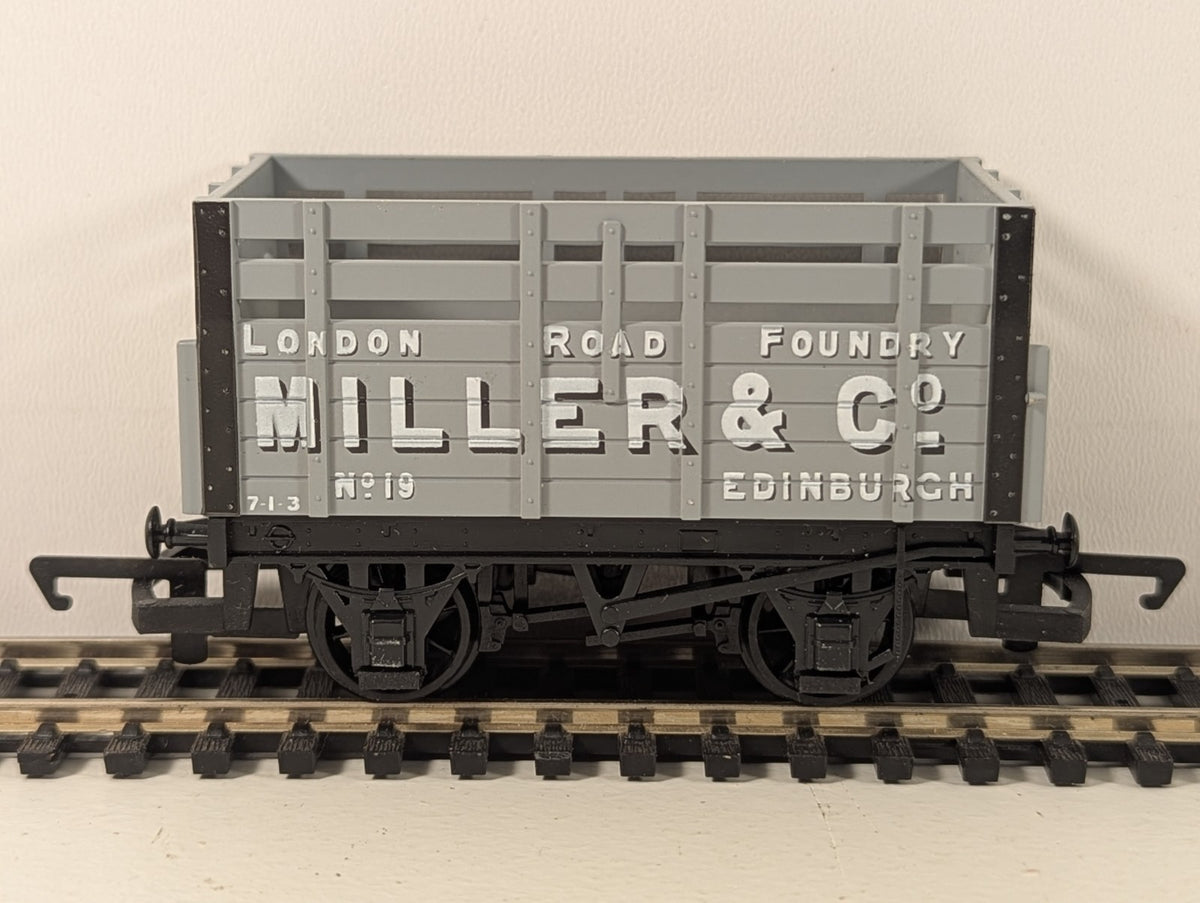 Hornby OO Gauge R6063 Miller & Co Coke Wagon 713