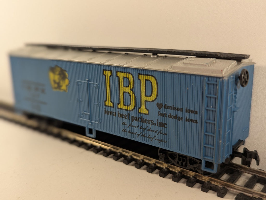 Tyco HO Gauge IBPX 107 Boxcar