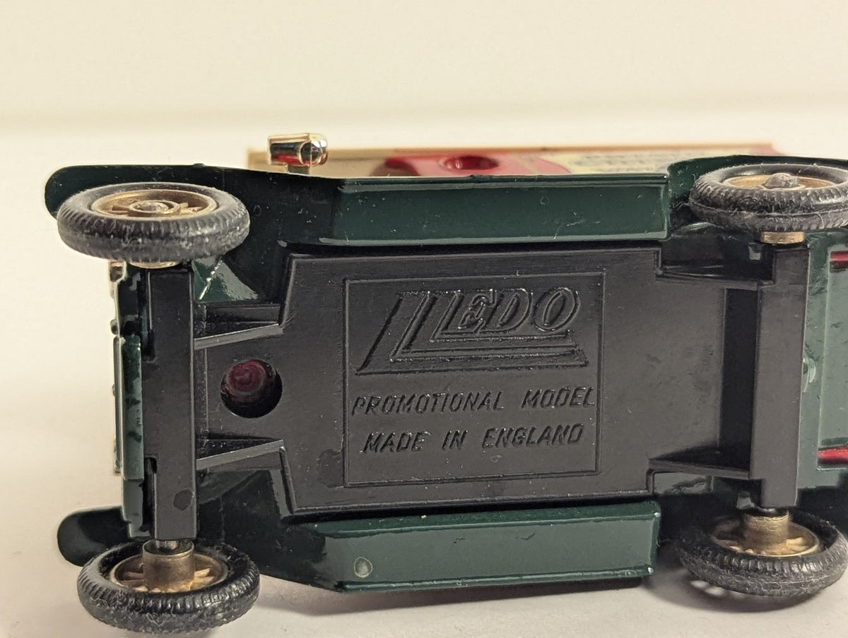 Lledo Ford Model T Delivery Van Die-cast Model Vehicle Walkers Potato Crisps