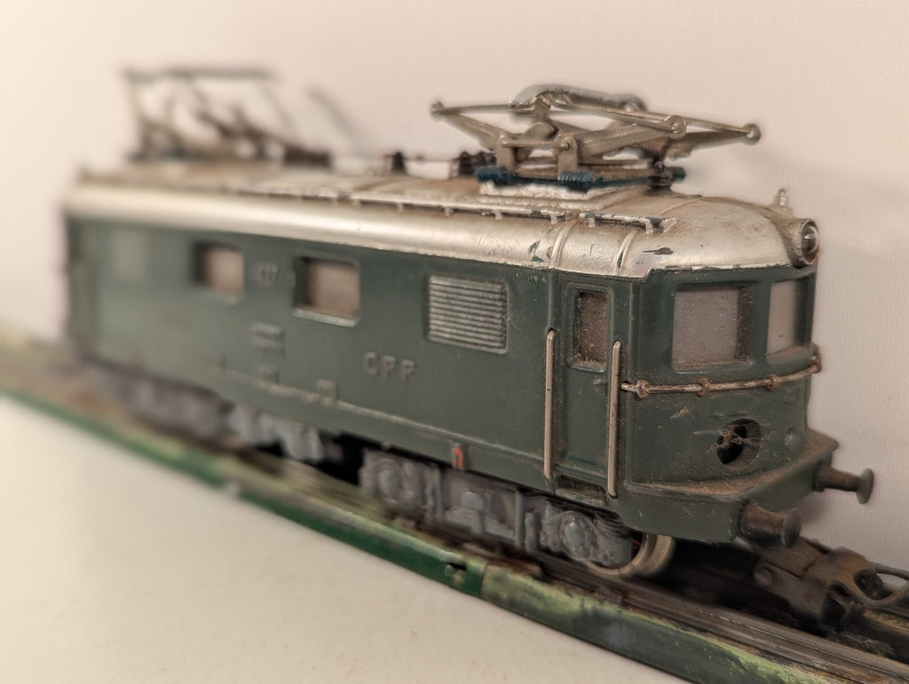 Märklin HO Gauge SBB Class Re 4/4 I Electric Locomotive 427 SBB Green RET 800