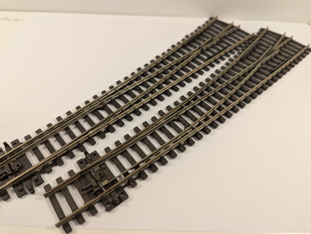 Peco OO Gauge Points x2