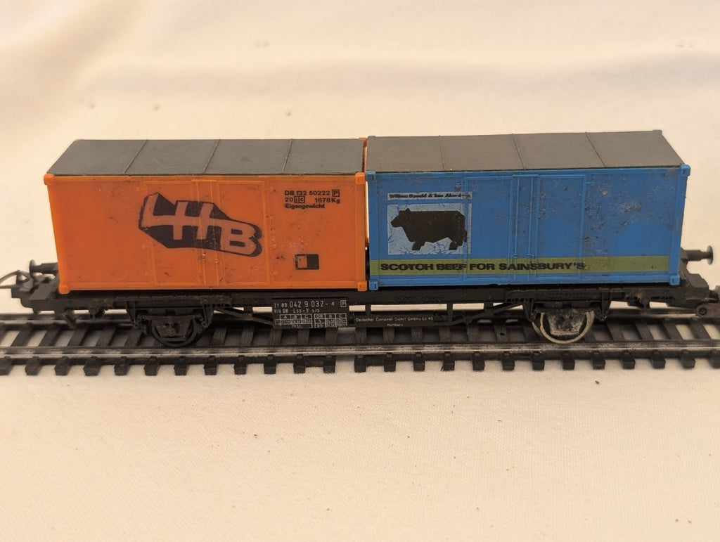 Lima OO Gauge BR Mk2B Corridor W16084 – Blue & Grey