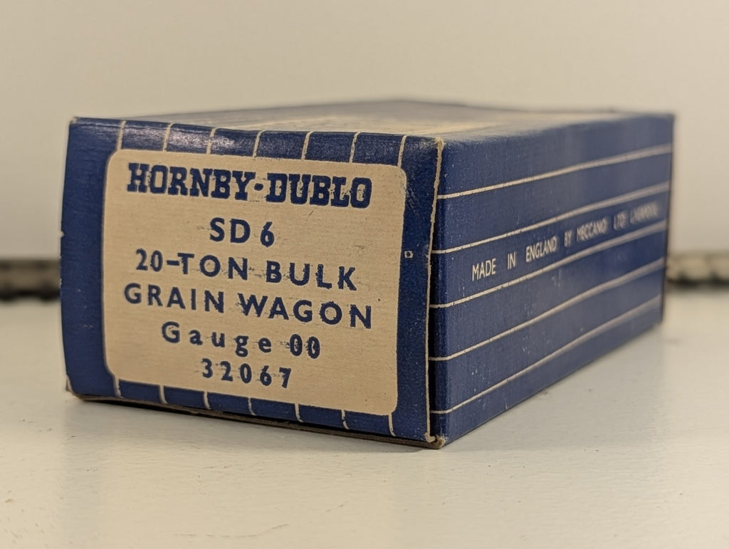 Hornby Dublo 32067 OO Gauge Grey 20-Ton Bulk Grain Wagon - Boxed