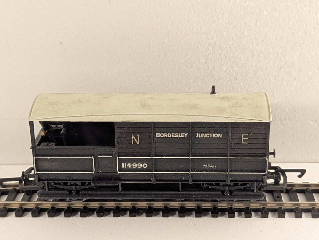 Hornby OO Gauge LNER 20 Ton Brake Van 'Bordesley Junction' 114990 NE Grey
