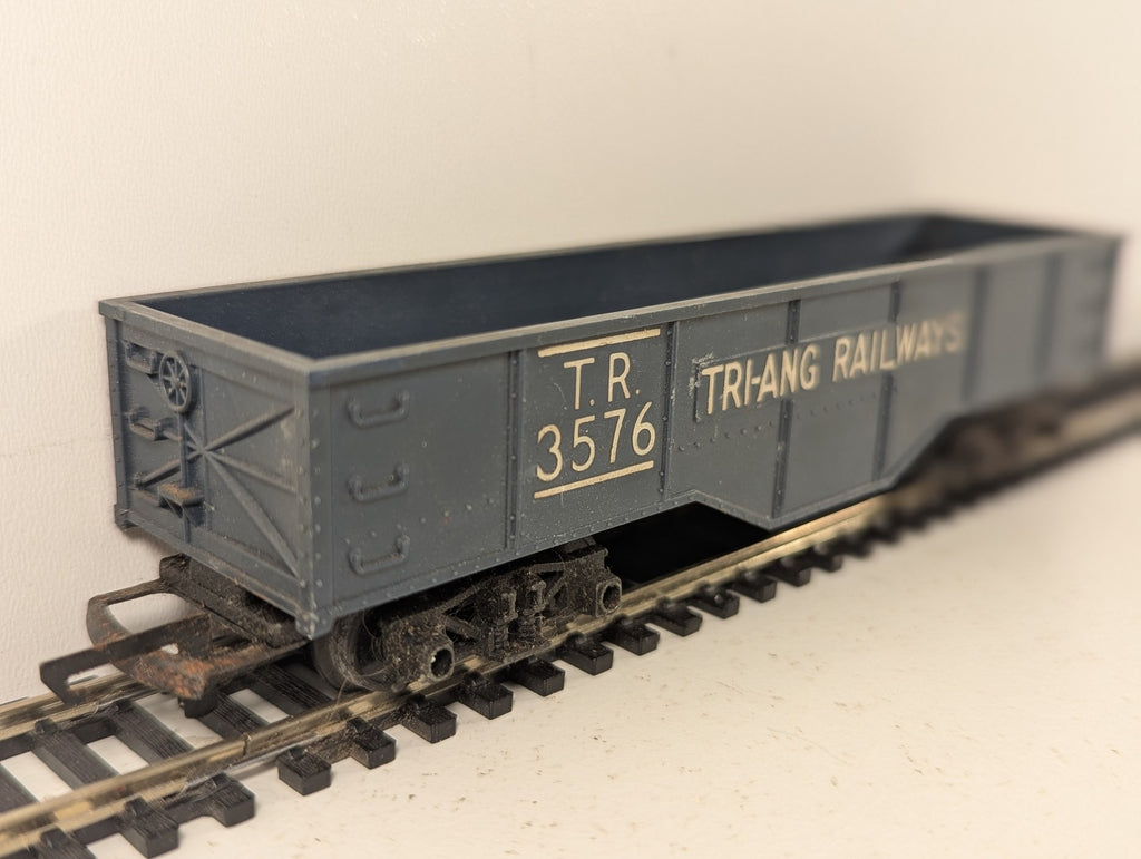 Tri-ang OO Gauge Gondola Wagon Goods Wagon 3576 Tri-ang Railways Blue R.116
