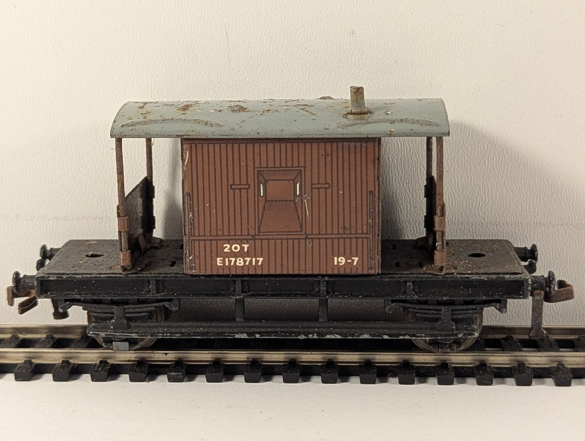 Hornby Dublo OO Gauge BR 20-Ton Goods Brake Van E178717 BR Brown 32057