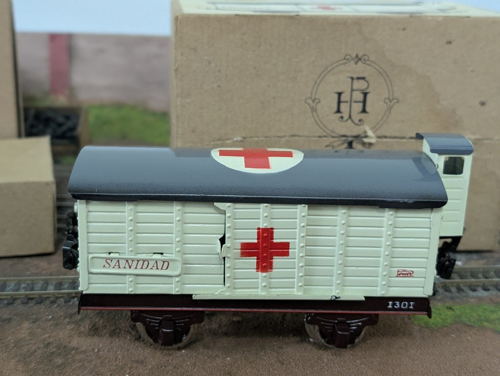 Red Cross Paya Ref. 1303 O Gauge Wagon