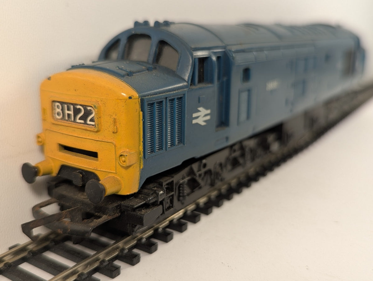 Tri-ang Hornby OO Gauge Class 37 Co-Co Diesel Locomotive D6830 BR Blue R751