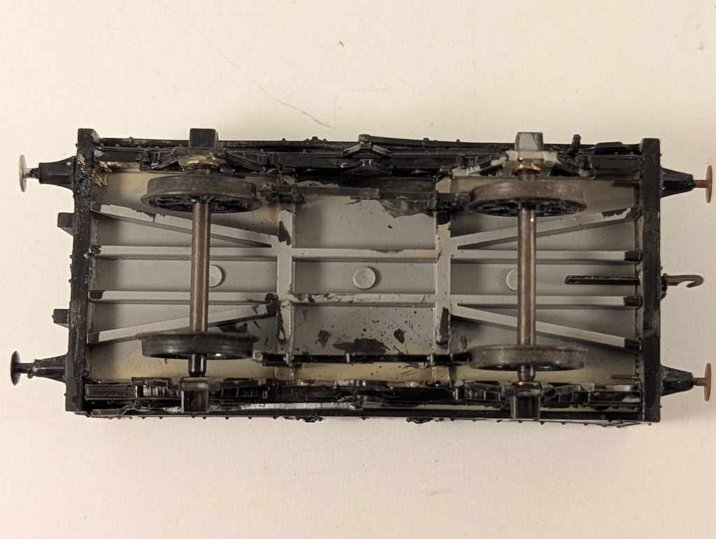 Kit-built OO Gauge 7 Plank Open Wagon Goods Wagon 2158