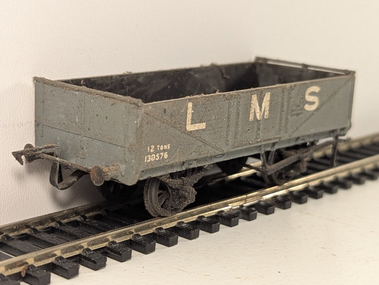 Kitbuilt OO Gauge 5 Plank Open Wagon Goods Wagon 138576 LMS Grey
