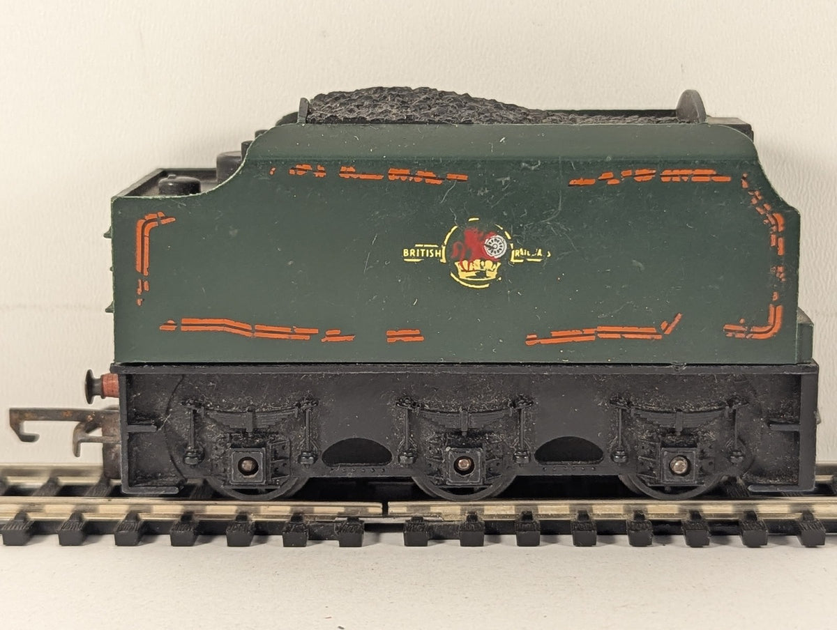 Tri-ang OO Gauge BR 6-Wheel Tender BR Green R30/R31