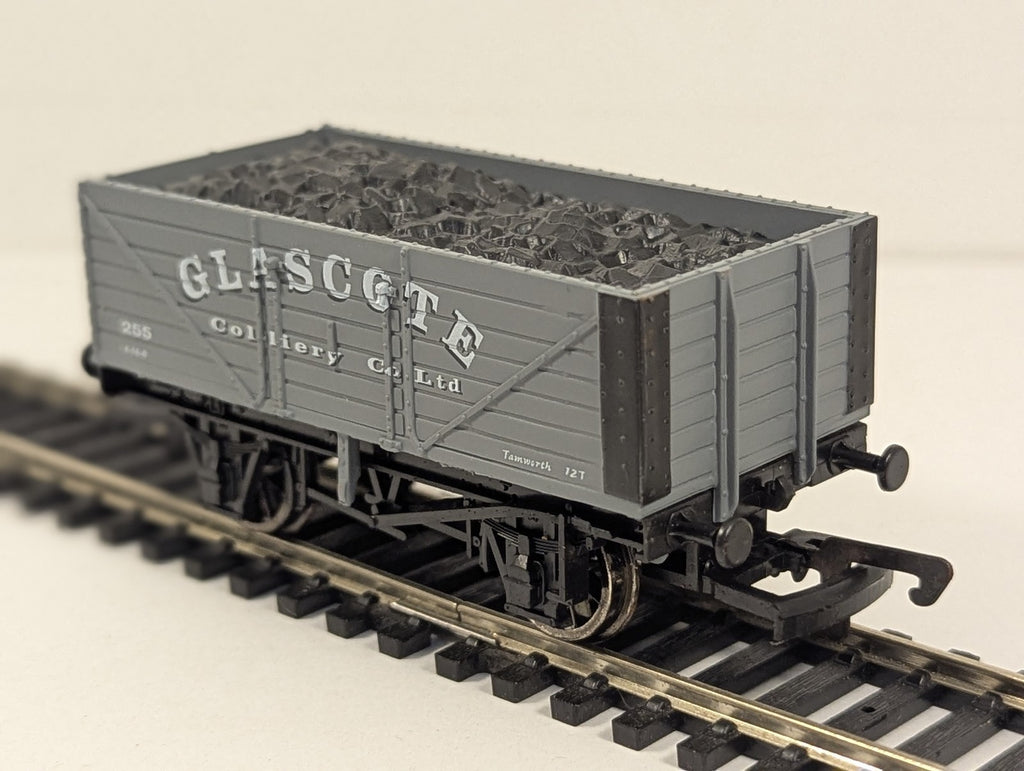Dapol OO Gauge Glascote Colliery 7-Plank Open Wagon Goods Wagon 255