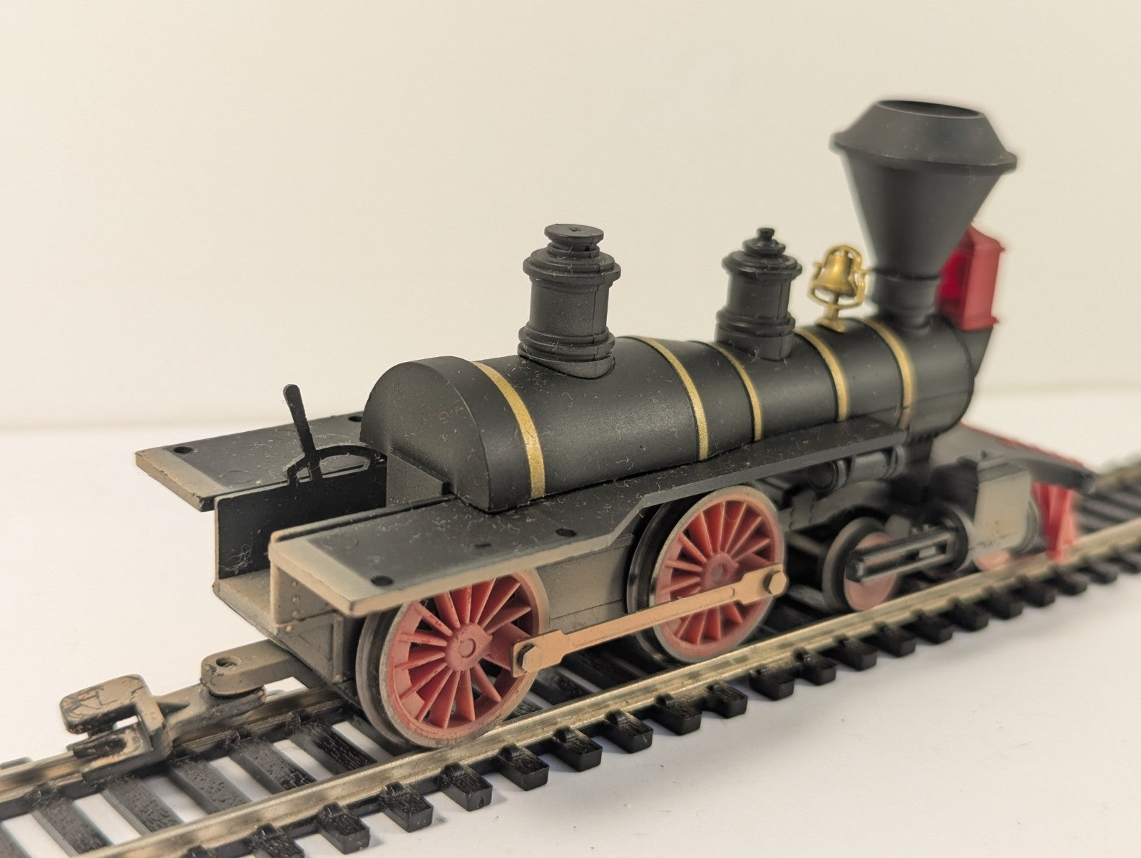 Hornby R1149 OO Gauge Toy Story 3 4-4-0 Non-Runner