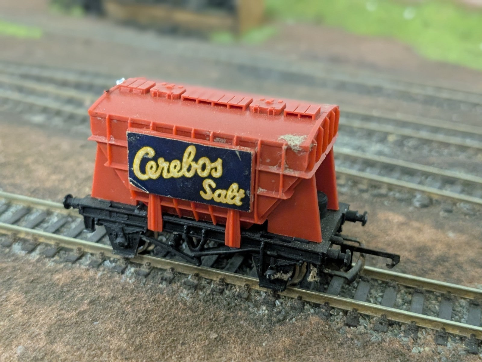 Wrenn W5021 Salt Wagon (Cerebos Salt), Red Livery