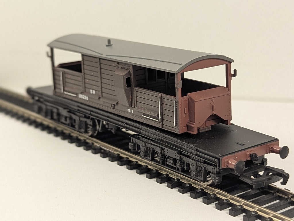 Bachmann OO Gauge 25 Ton Queen Mary Brake Van 56299 Southern Railway 33-827A