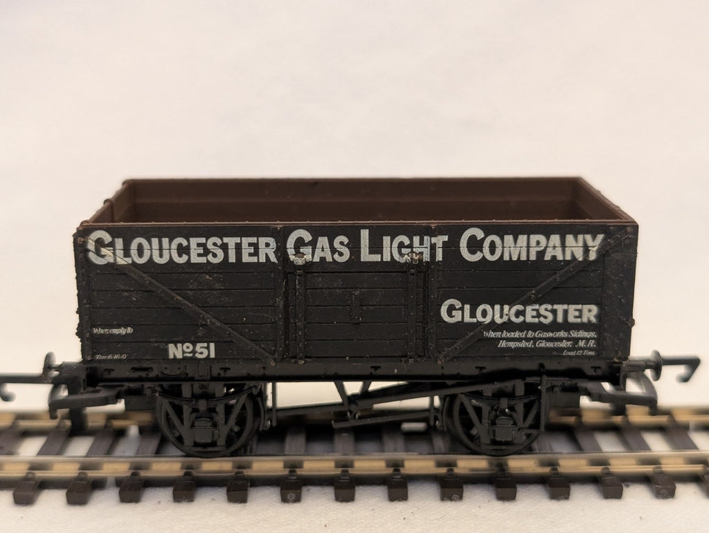 Dapol OO Gauge Gloucester Gas Light Company 7 Plank Wagon Goods Wag