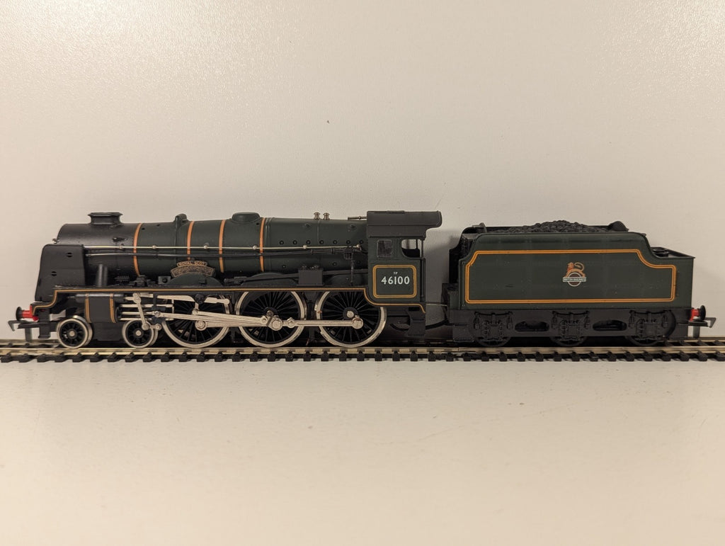 Airfix 54121-3 LMS Royal Scot 4-6-0 No.46100 BR Green