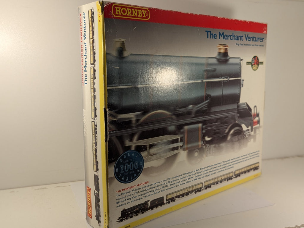 Hornby R2077 OO Gauge The Merchant Venturer Train Pack GWR King Charles I