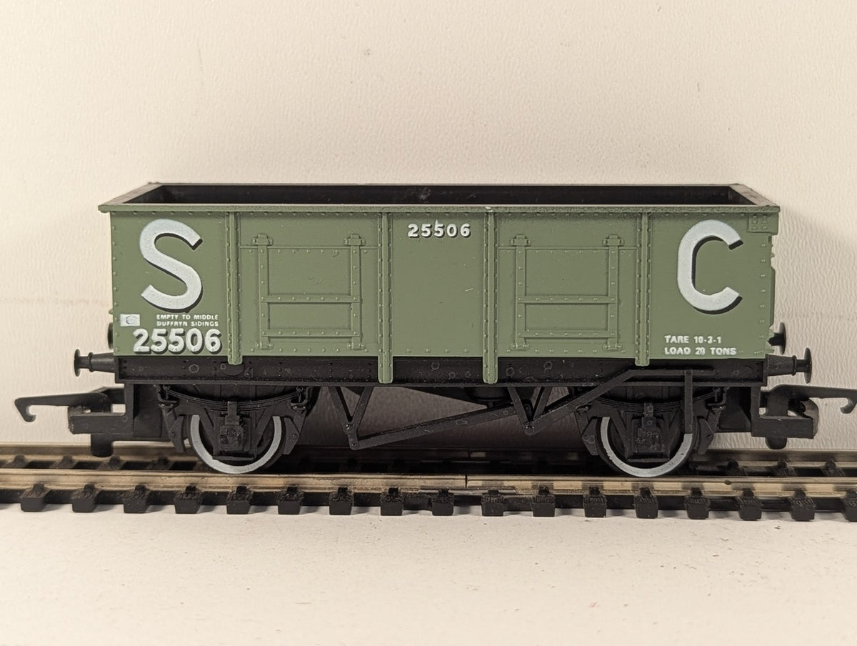 Hornby OO Gauge Stephenson Clarke 20-Ton Mineral Wagon Goods Wagon 25506