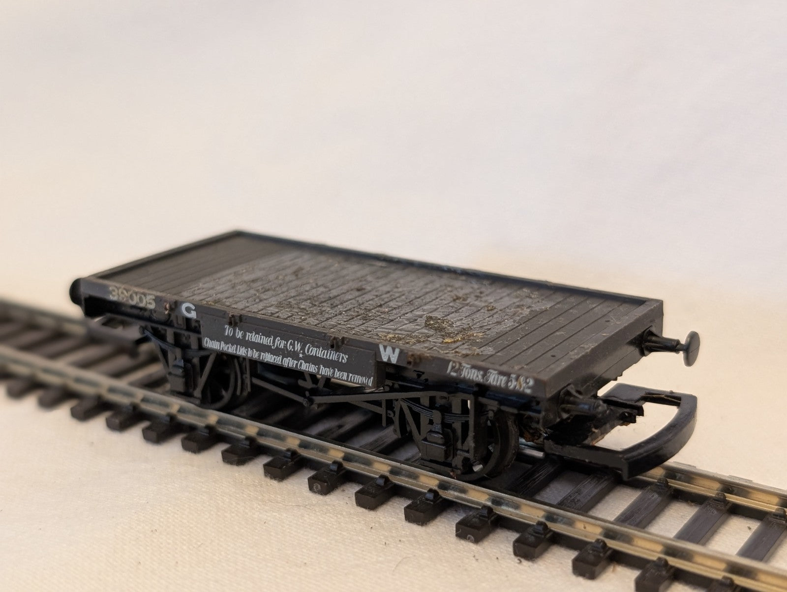 Airfix OO Gauge GWR Conflat A Goods Wagon 39005 GWR Grey 54309