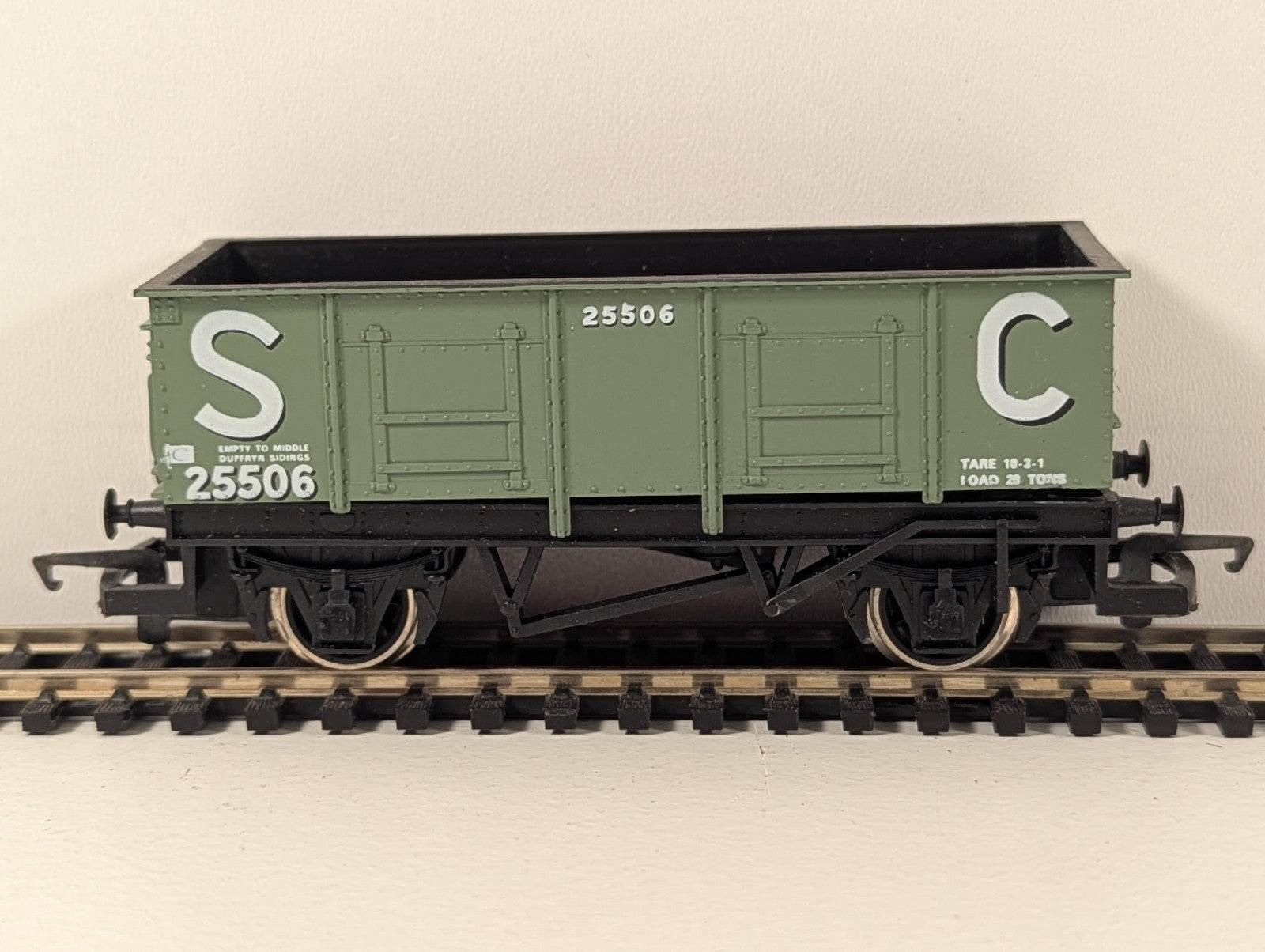 Hornby R730 OO Gauge “S.C.” Mineral Wagon