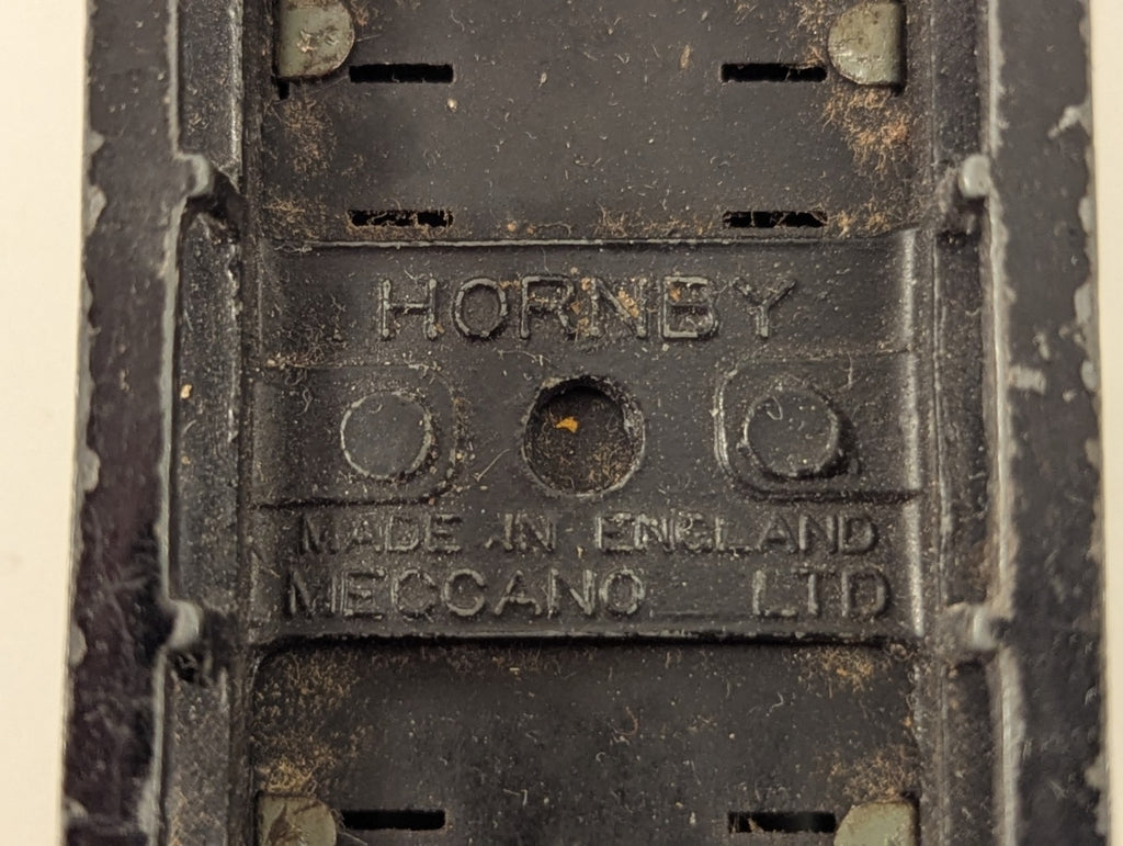 Hornby Dublo 32045 BR 20 Ton Goods Brake Van OO Gauge - Chipped Paint