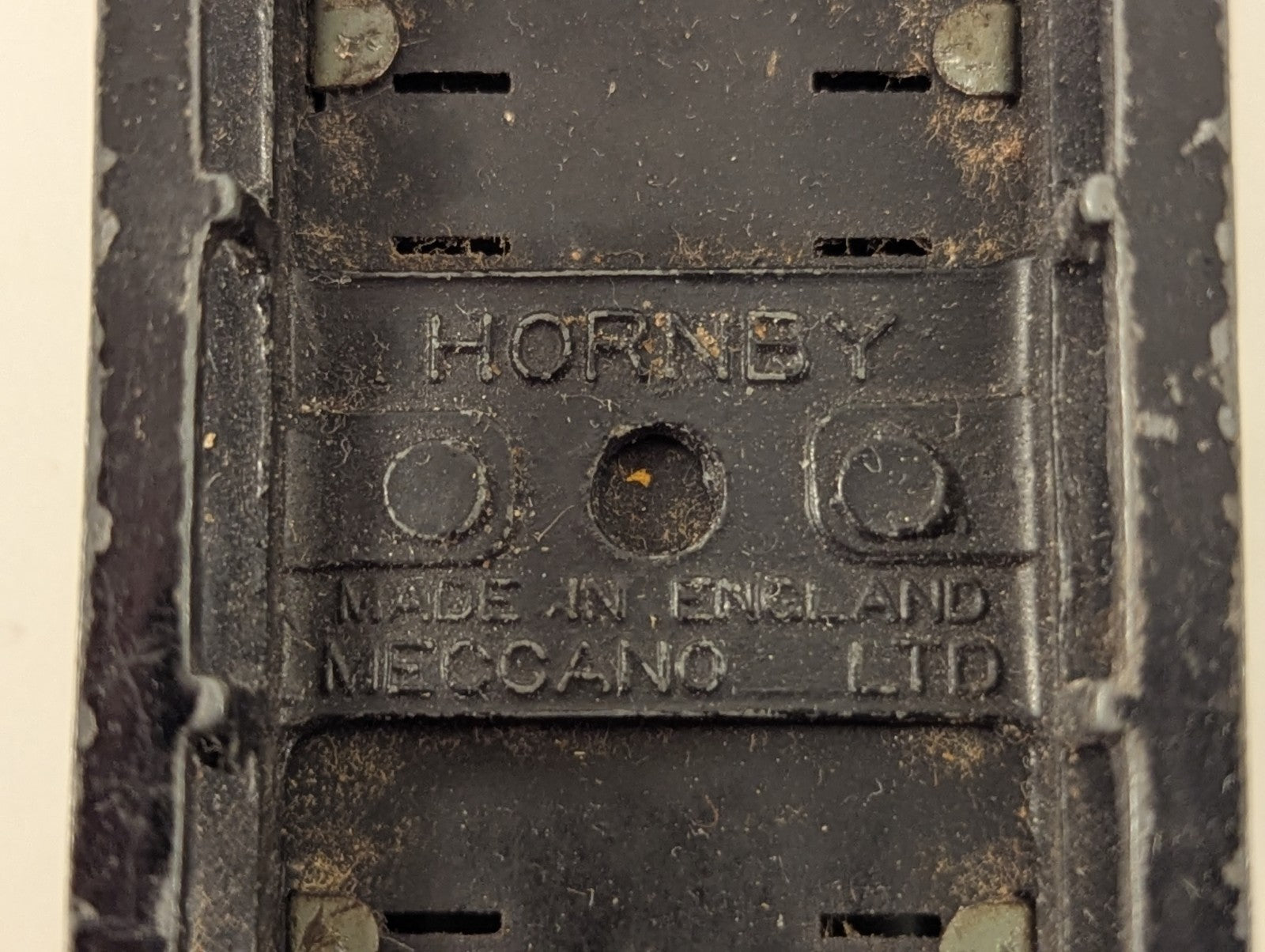 Hornby Dublo 32045 BR 20 Ton Goods Brake Van OO Gauge - Chipped Paint