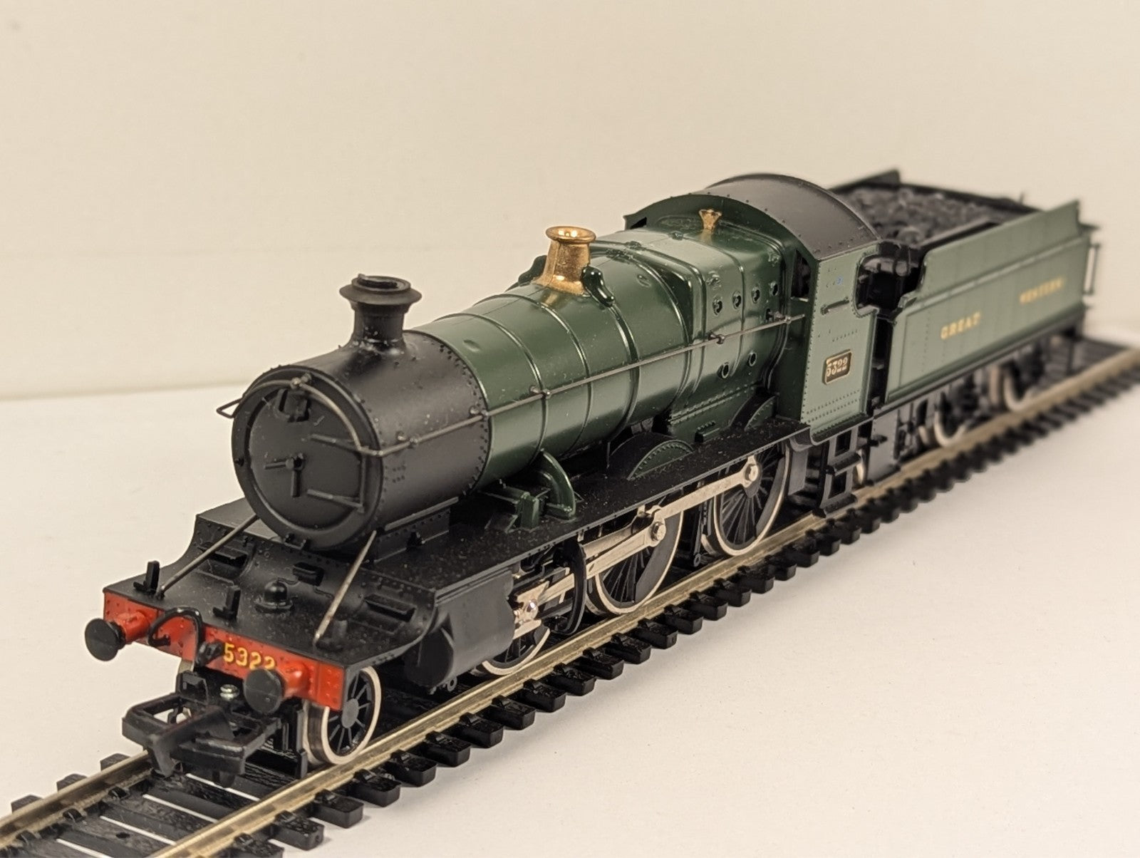 Mainline Class 43XX Mogul GWR Unlined Green Steam Locomotive - Boxed (Incorrect)