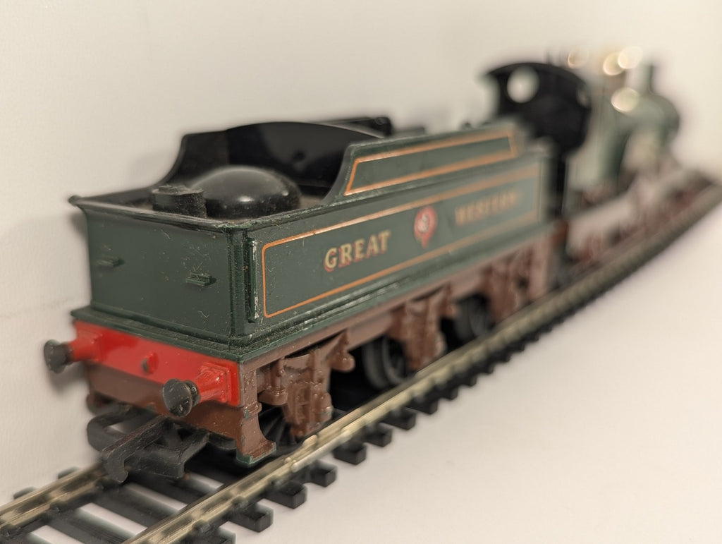 Tri-ang OO Gauge GWR 4-2-2 Dean Single Class 'Lord of the Isles'