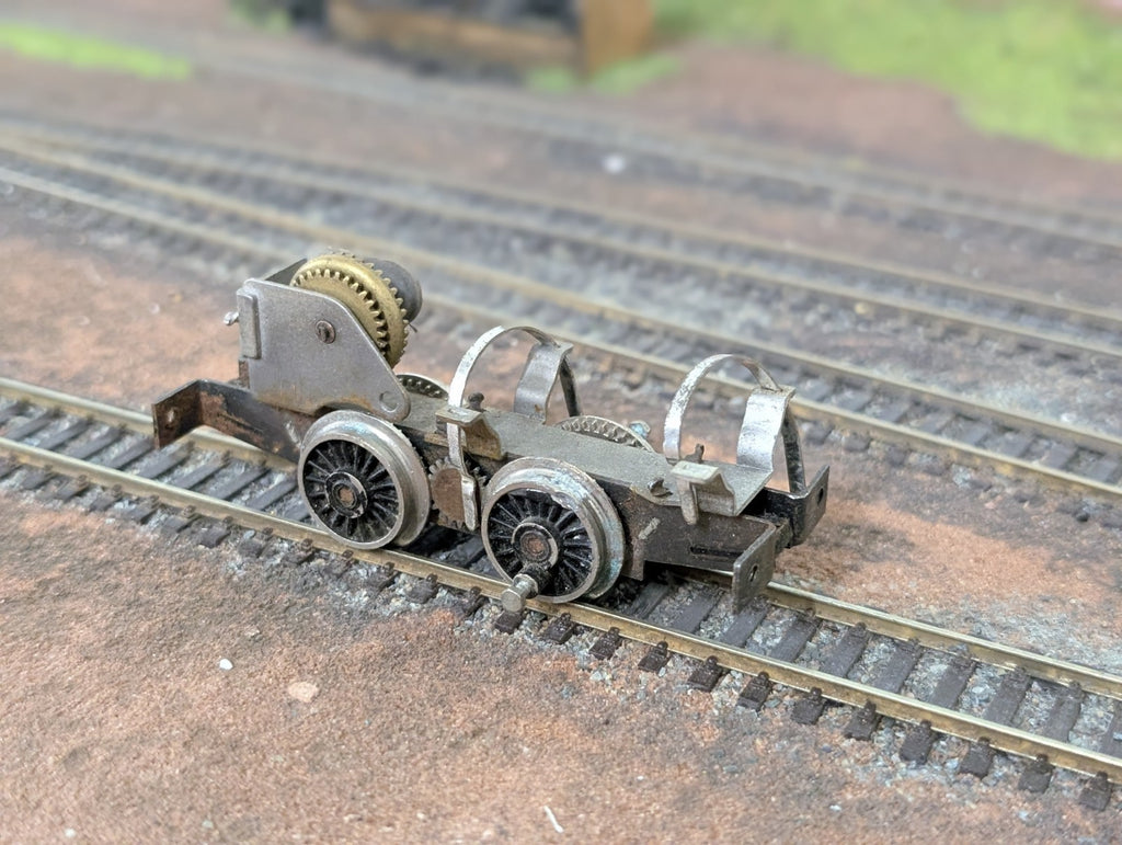 Trix 0-4-0 Locomotive Chassis – Needs Attention