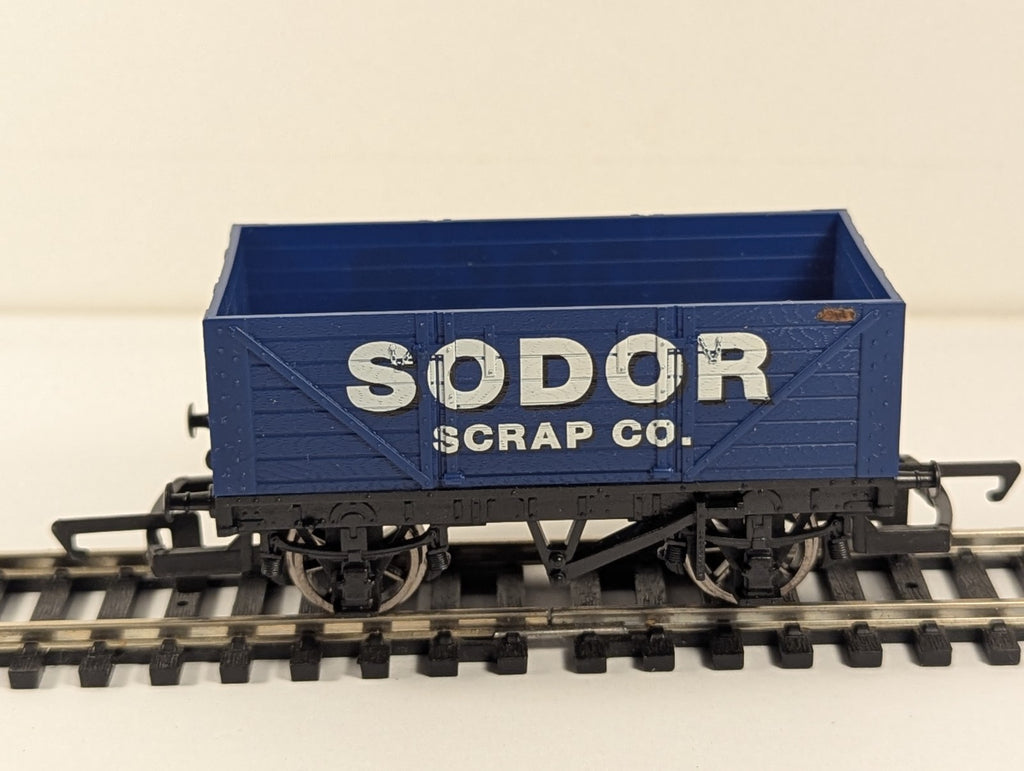 Hornby OO Gauge Sodor Scrap Co. Wagon Open Wagon Sodor Scrap Co.