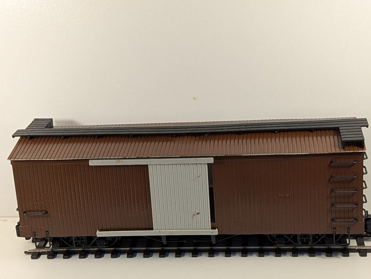 Bachmann Big Haulers 98903 G Gauge Wooden Boxcar Kit - built