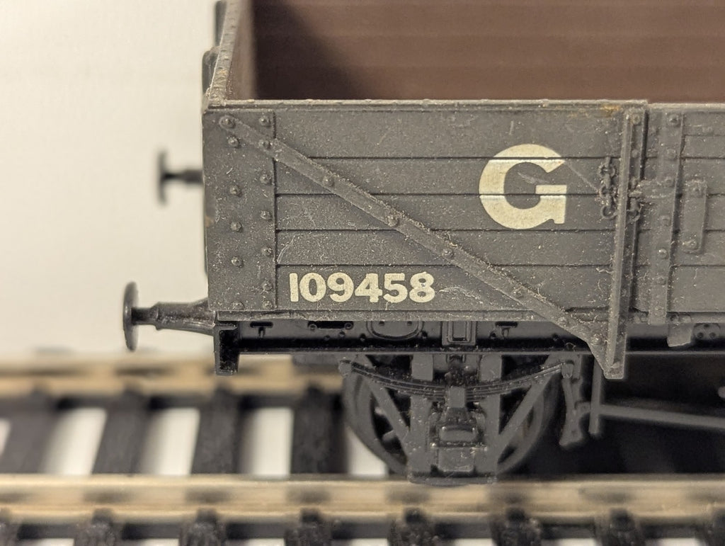 Airfix OO Gauge GWR 5-Plank Open Wagon Goods Wagon 109458 GWR Grey