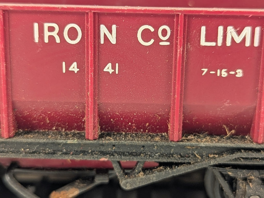 Tri-ang OO Gauge Consett Iron Co. Limited Hopper Wagon 1441 Consette