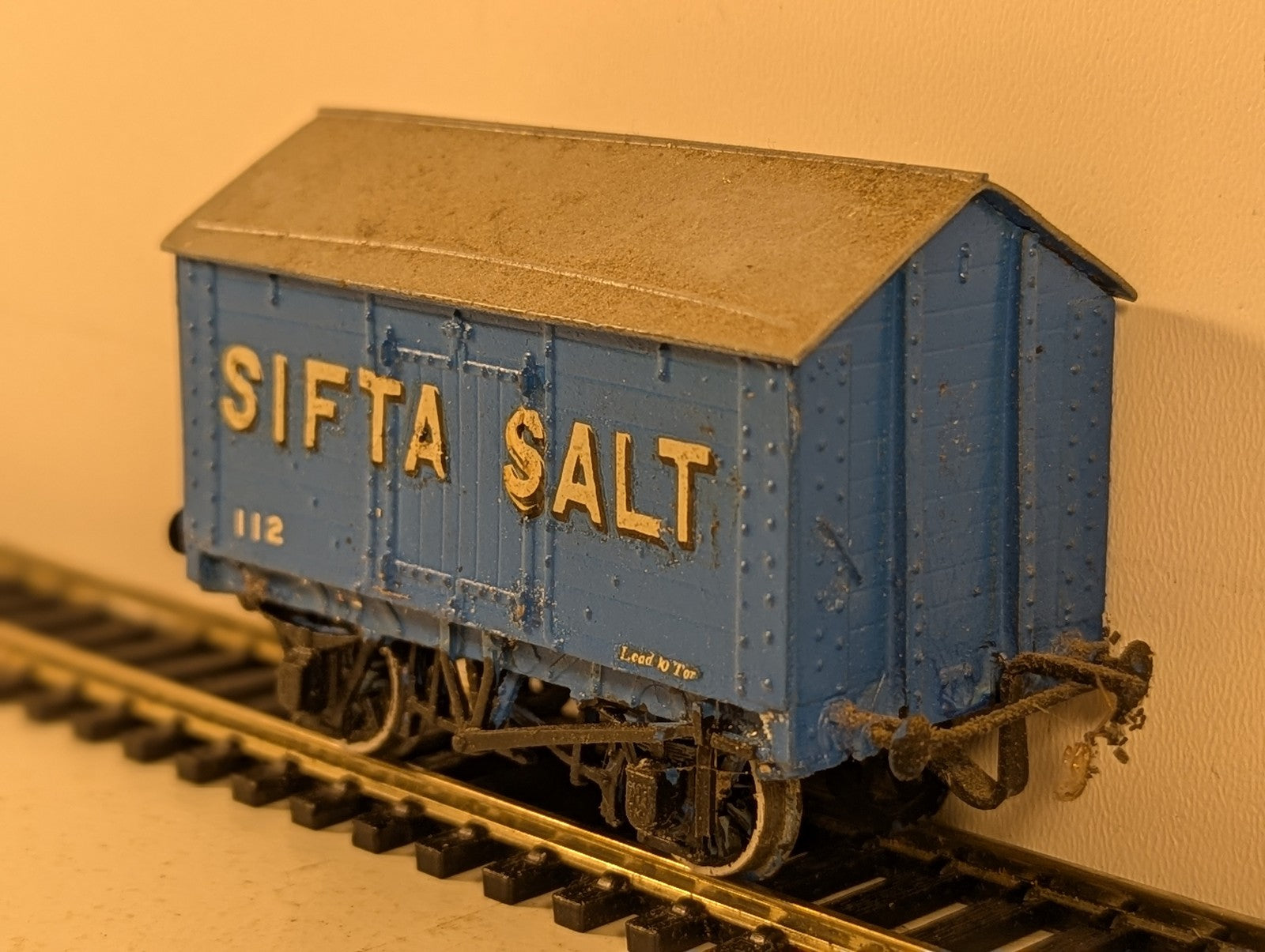 Kitbuilt OO Gauge Sifta Salt Van Goods Wagon 112