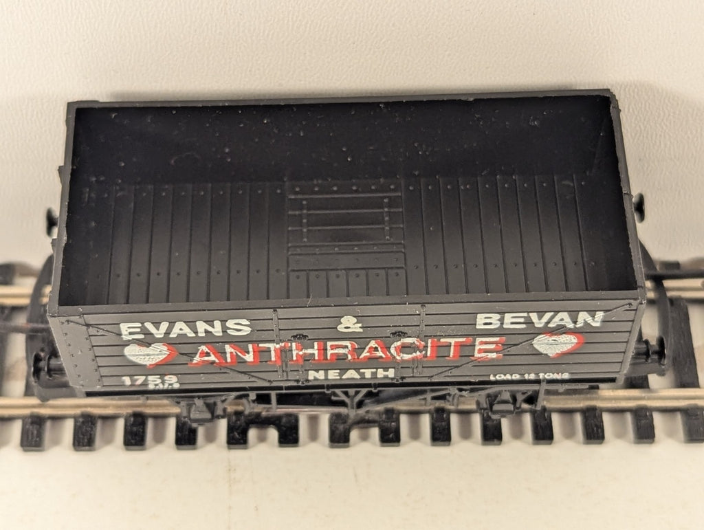 Lima L305613A OO Gauge Evans & Bevan Anthracite 7 Plank Open Wagon No. 1759