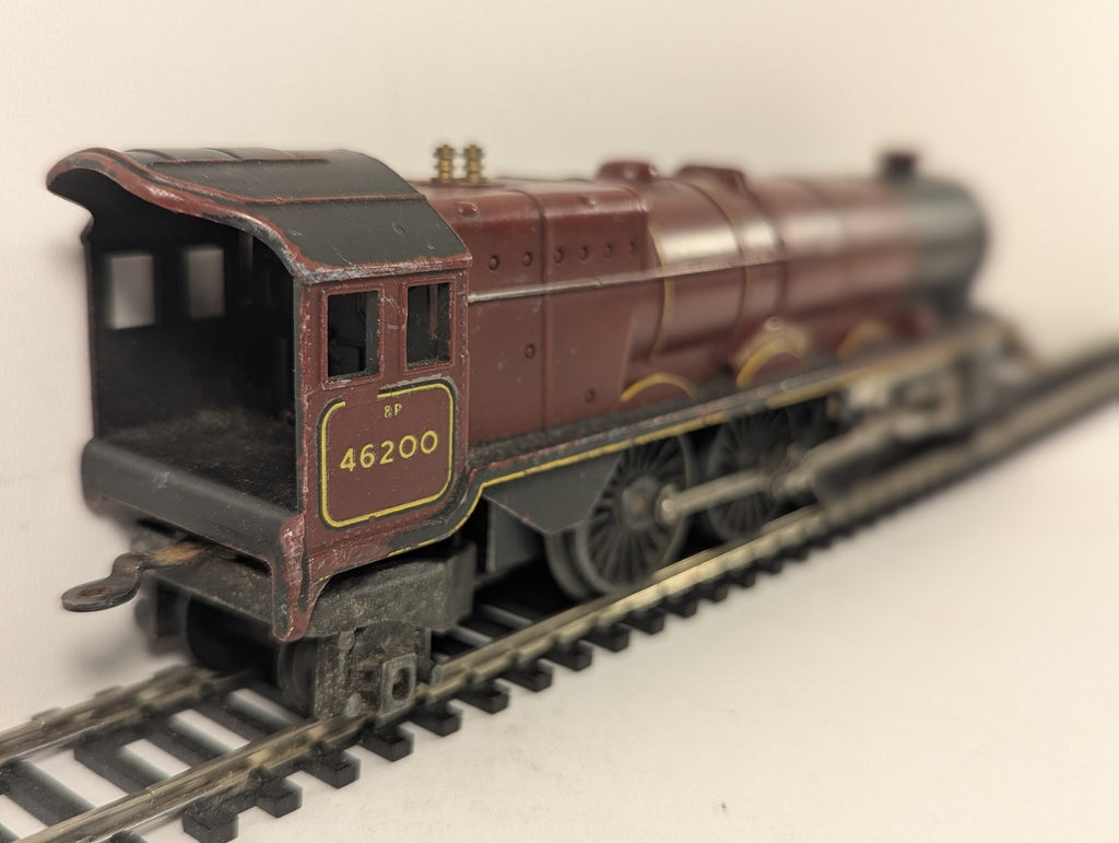Tri-ang OO Gauge Class 8P 4-6-2 'The Princess Royal' Steam Locomotive 46200