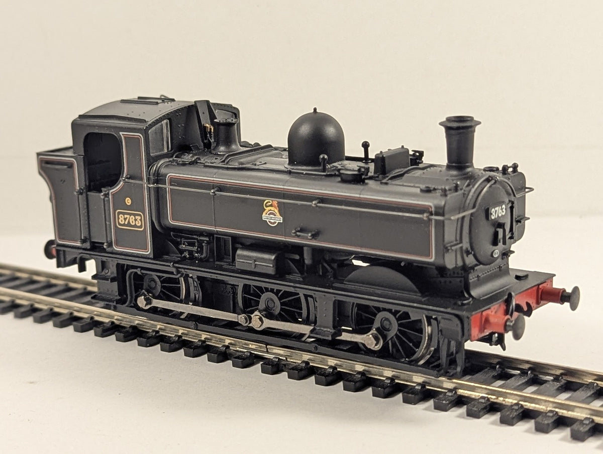 Bachmann OO Gauge Class 8750 Pannier Tank Steam Locomotive 8763 BR Lined Black