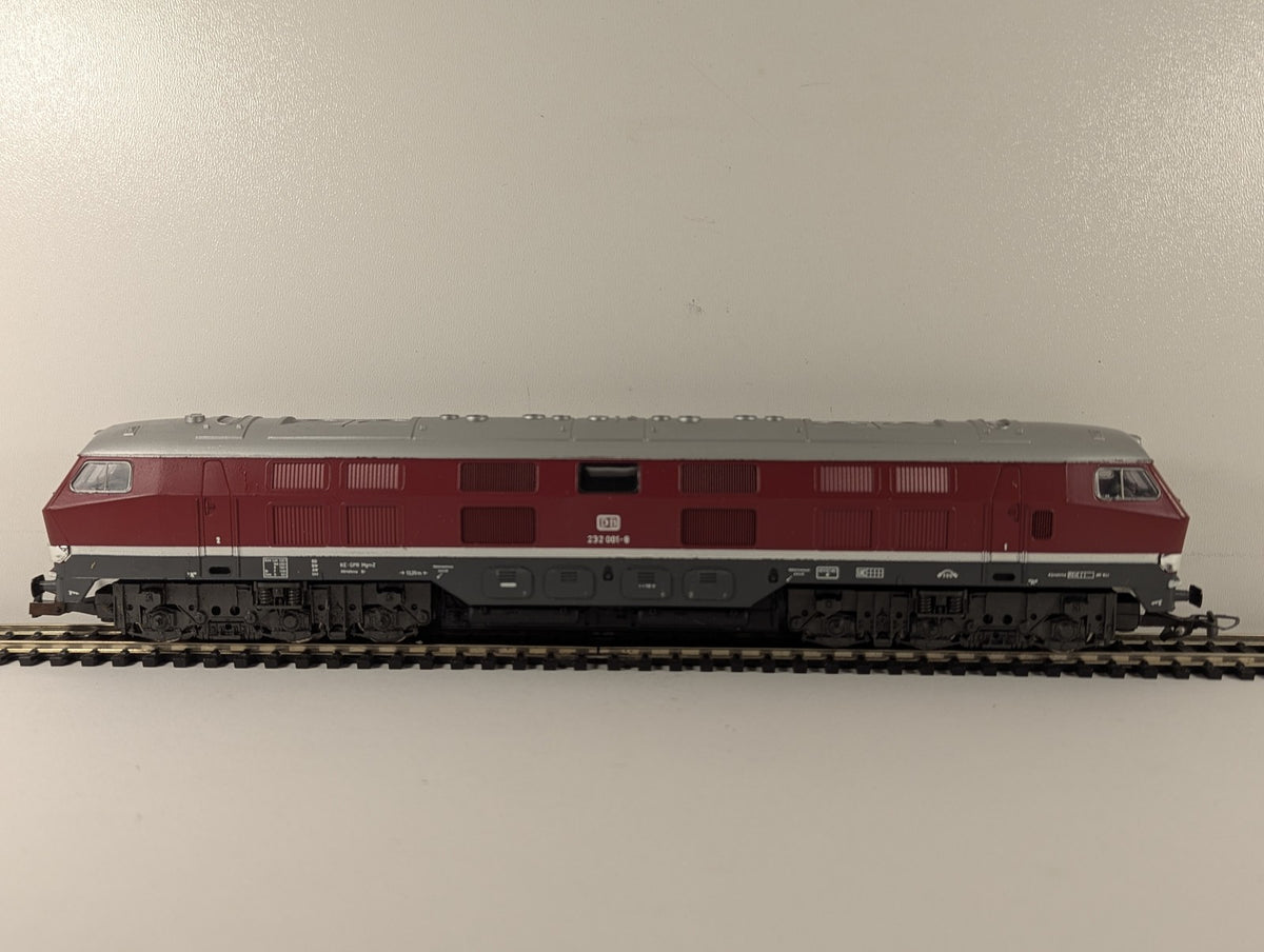 Rivarossi HO Gauge DB Class 232 Diesel Locomotive 232 001-8 DB Red & Grey 1996