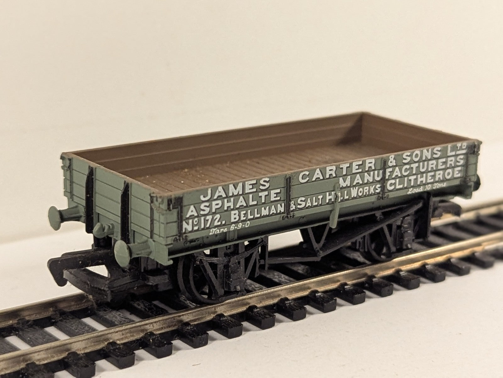 Mainline Railways James Carter & Sons Ltd 3 Plank Open Wagon OO Gauge