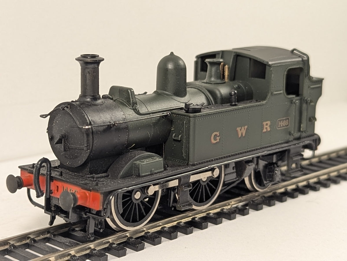 Airfix OO Gauge Class 1400 0-4-2T Steam Locomotive 1466 GWR Green 54152-7