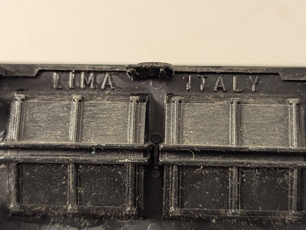 Lima OO Gauge PGA Stone Hopper Wagon Tilcon