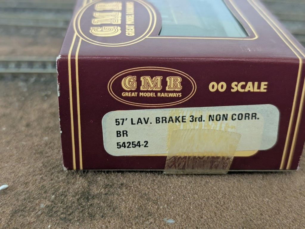 Airfix 54254 LMS 57′ Non-Corridor Brake 3rd M25250M