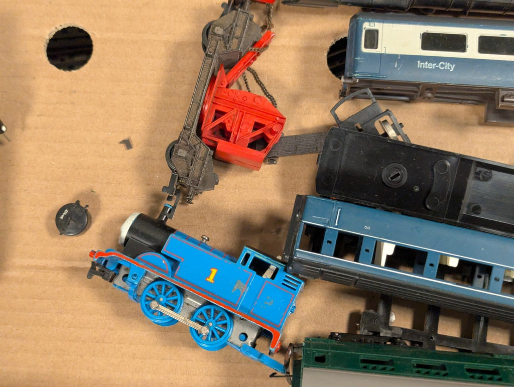 Mixed OO Gauge Model Railway Coaches, Wagons and Accessories Job Lot