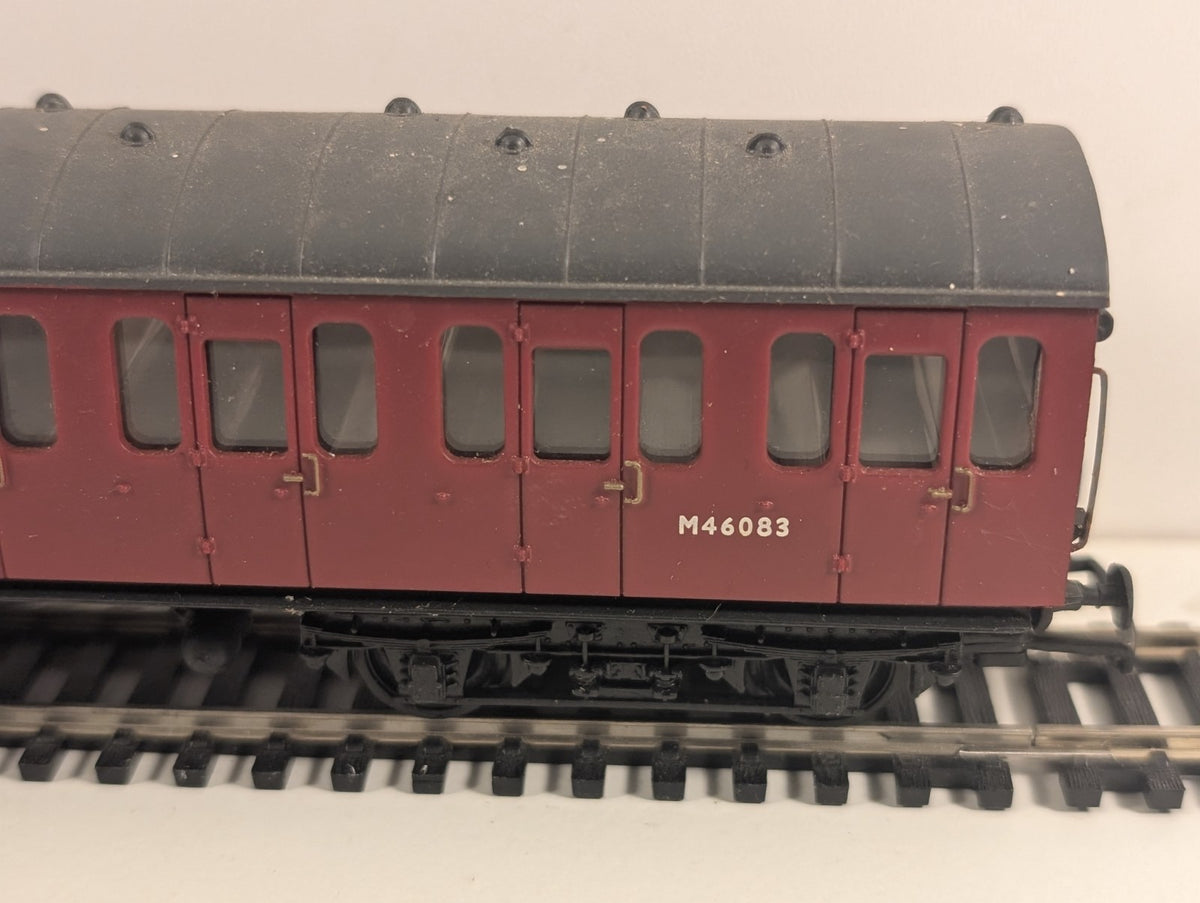 Bachmann Branchline 34-601 57ft BR Mk1 Suburban Coach in BR Crimson