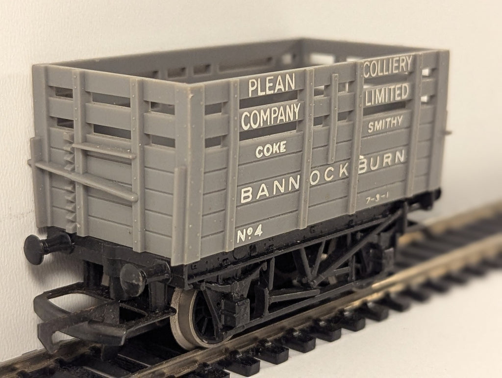 Hornby OO Gauge Plean Colliery Coke Wagon Goods Wagon 4 Plean Colliery Grey R105