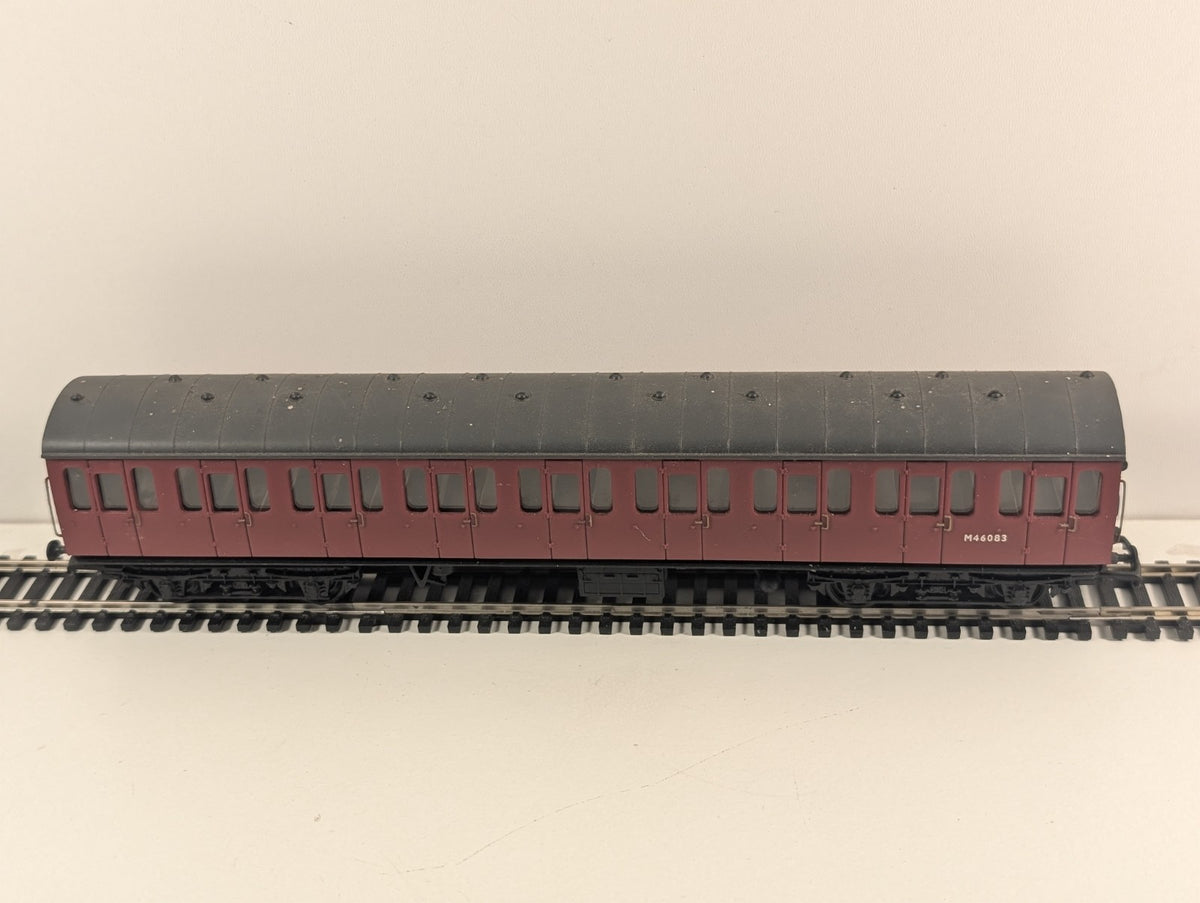 Bachmann Branchline 34-601 57ft BR Mk1 Suburban Coach in BR Crimson